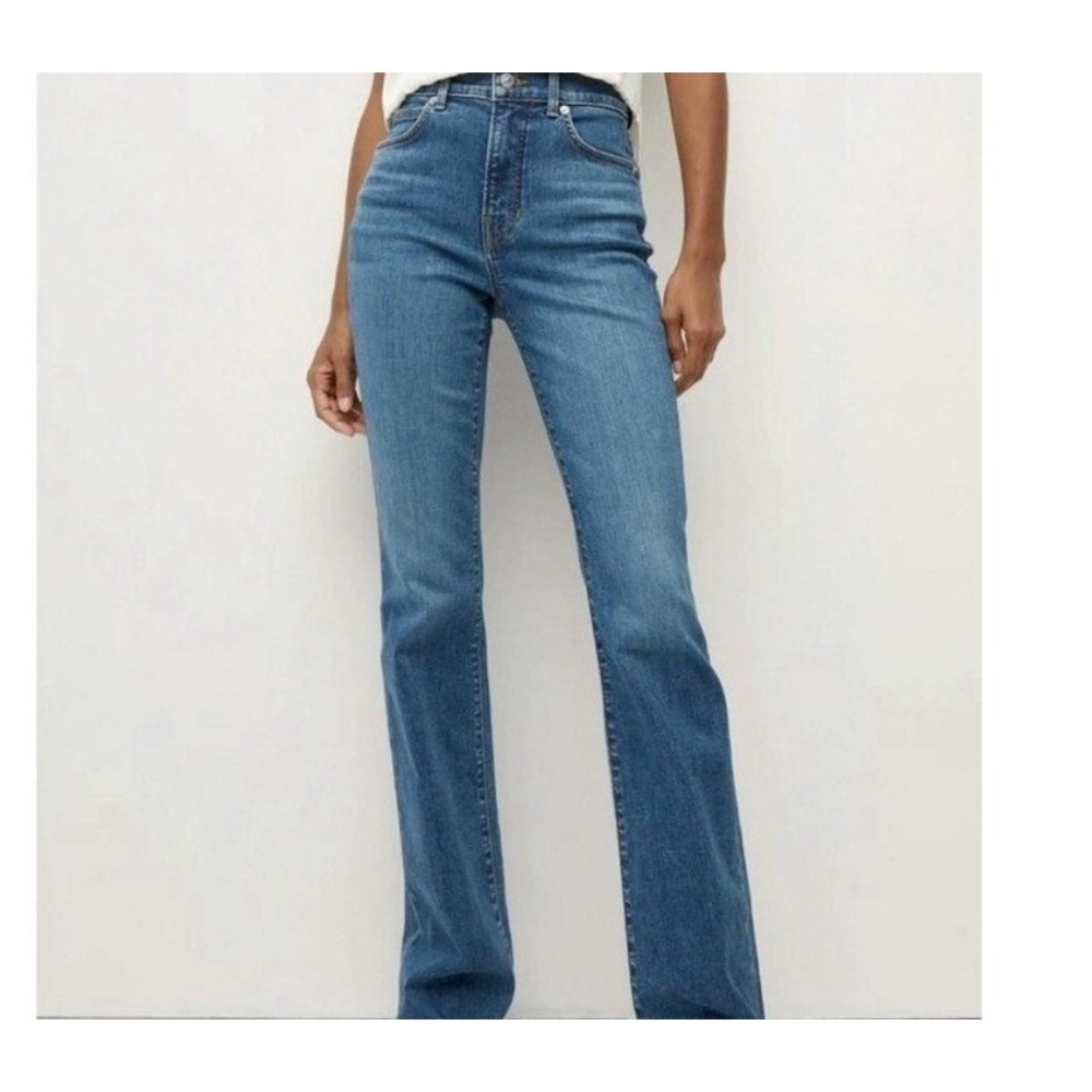 Veronica Beard Cameron Bootcut High Rise Jeans Light Wash Frayed Hem Size 23